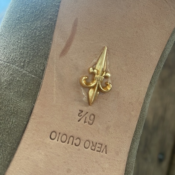 Pour La Victoire High Heel Pumps -Taupe Color - size 6.5 - Picture 6 of 11